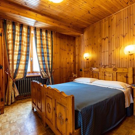 Hotel Le Campagnol Champoluc Kültér fotó
