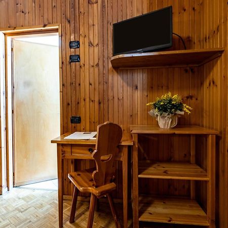 Hotel Le Campagnol Champoluc Kültér fotó