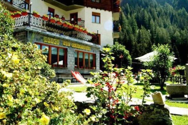 Hotel Le Campagnol Champoluc Kültér fotó