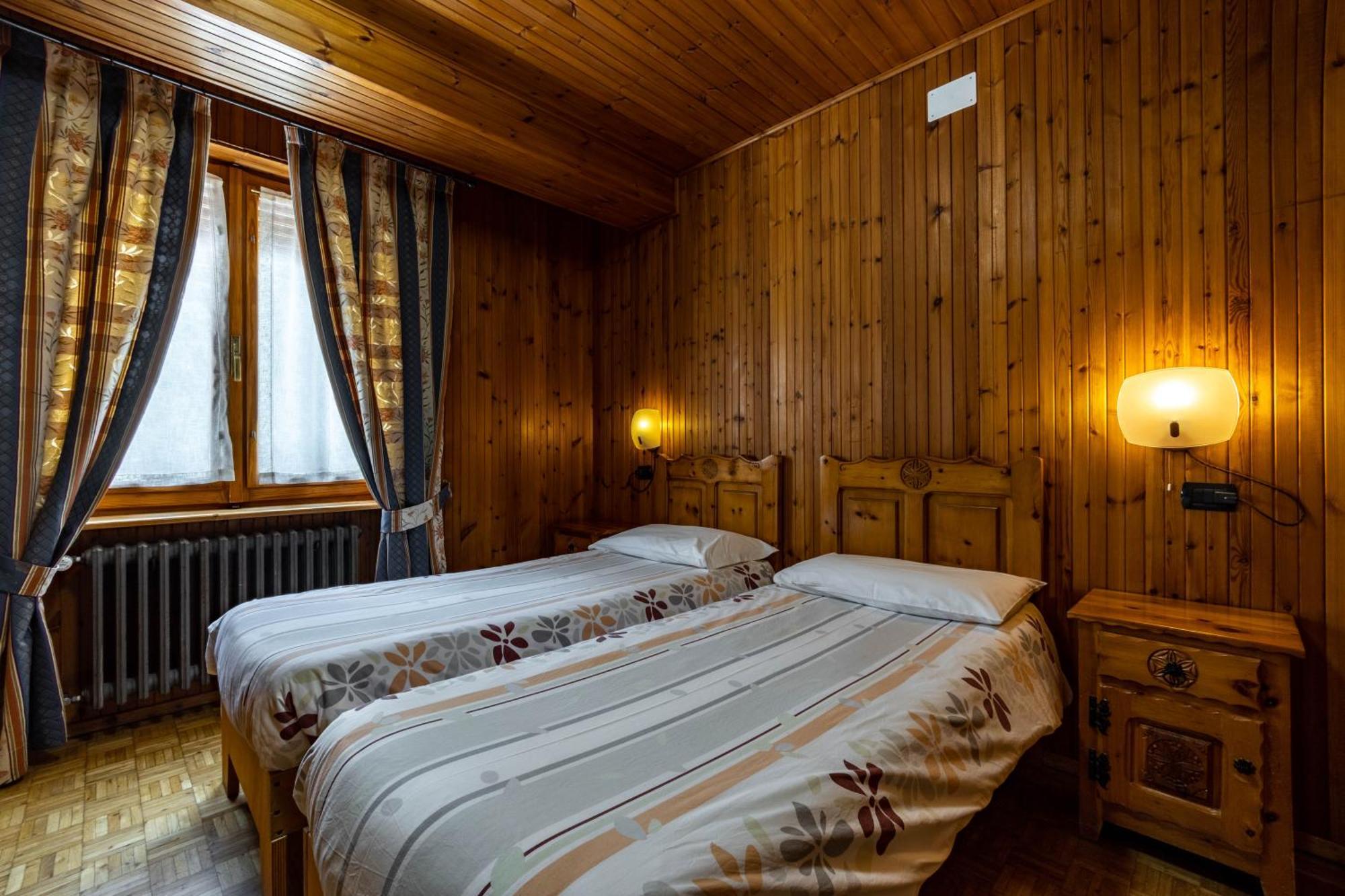 Hotel Le Campagnol Champoluc Kültér fotó