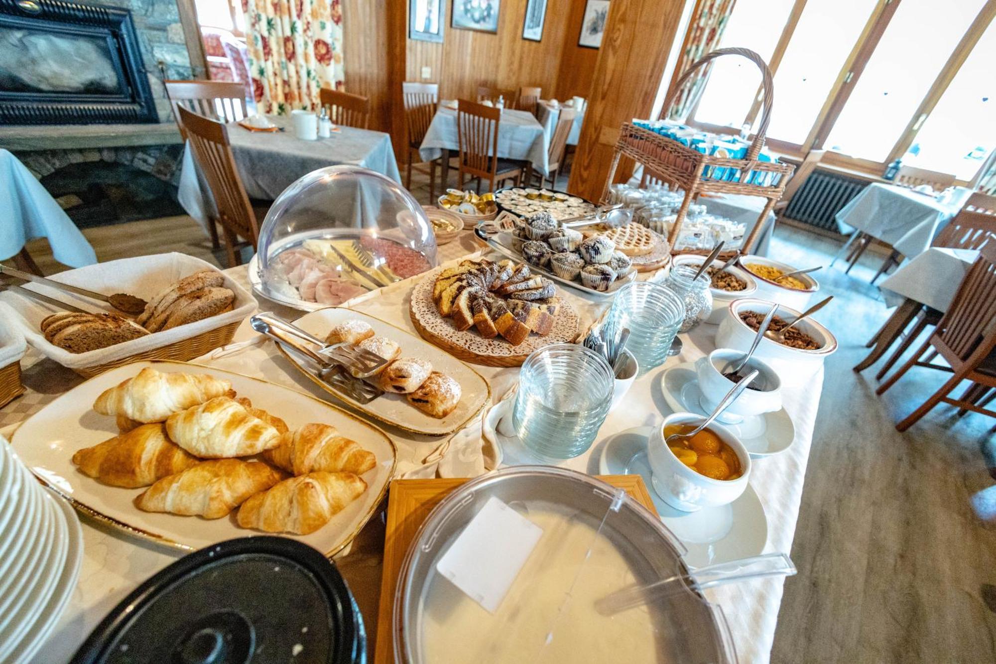 Hotel Le Campagnol Champoluc Kültér fotó