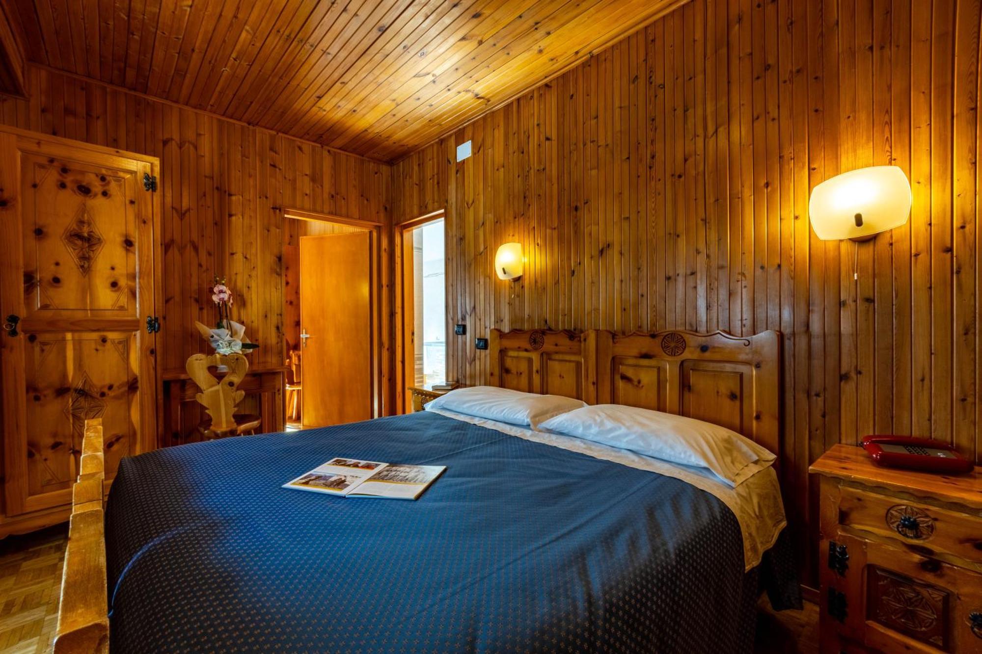 Hotel Le Campagnol Champoluc Kültér fotó
